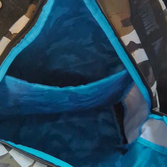 Fortnite Backpack - Picture 12 of 13